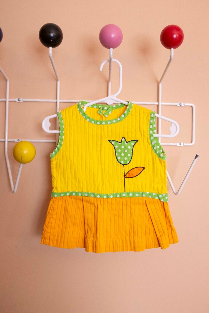 Handmade Vintage Tulip Swing Top